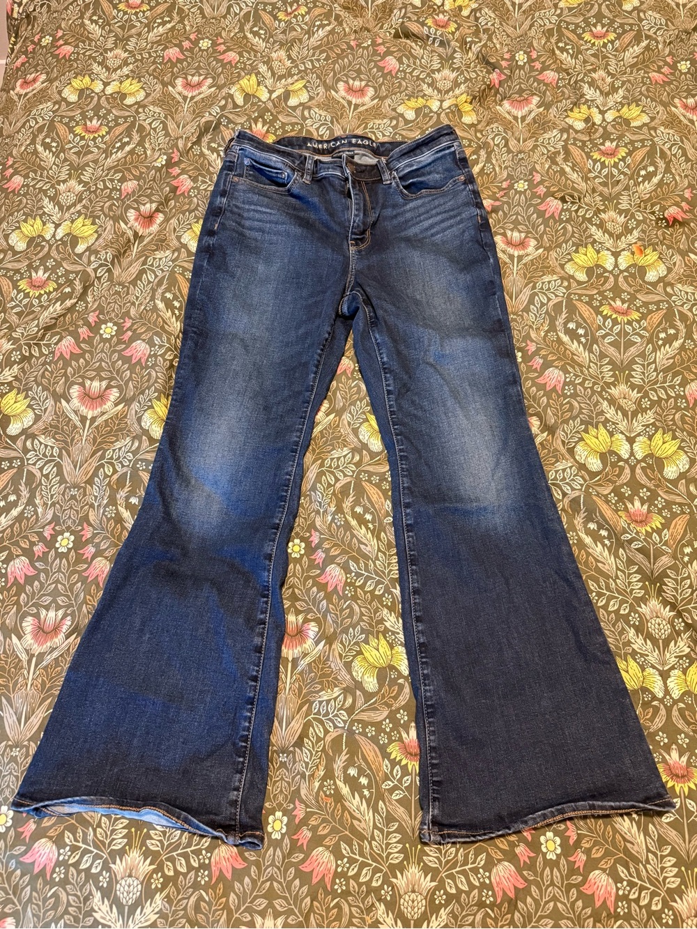 American Eagle Flare Jeans